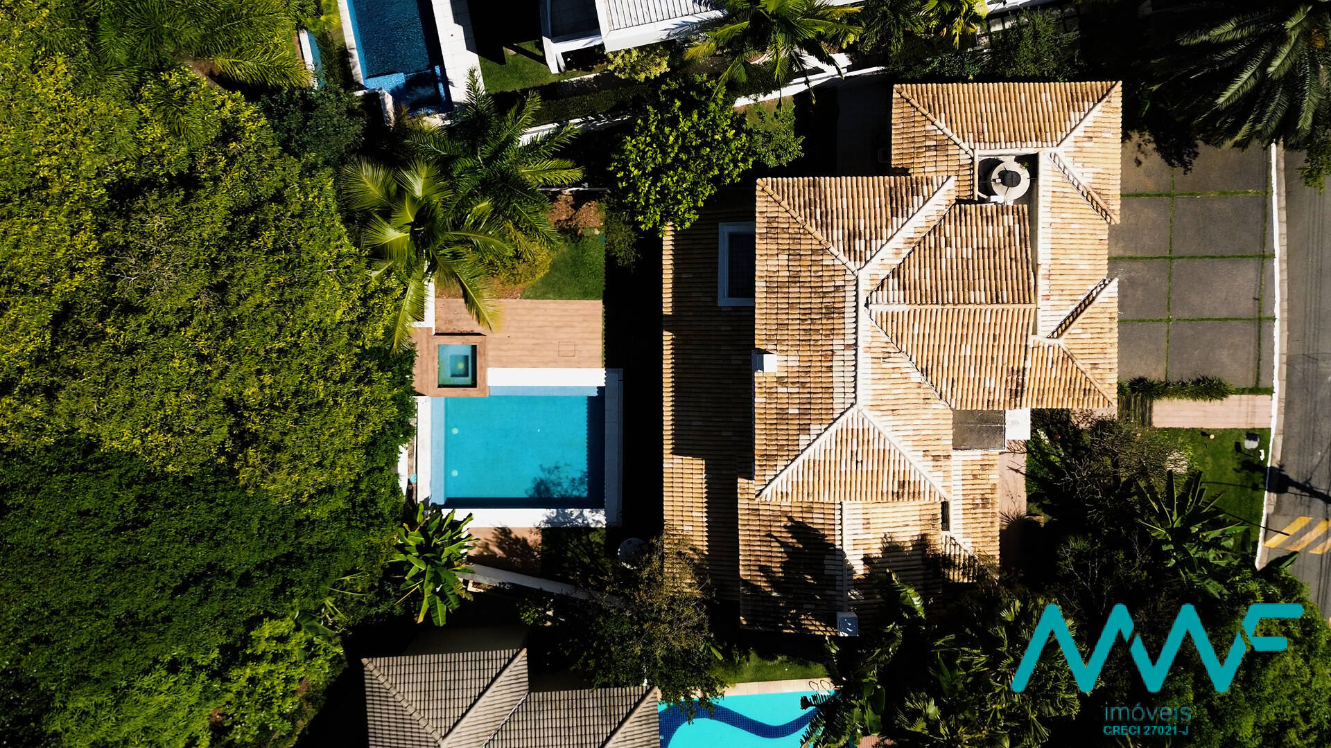 Casa de Condomínio à venda com 4 quartos, 400m² - Foto 17