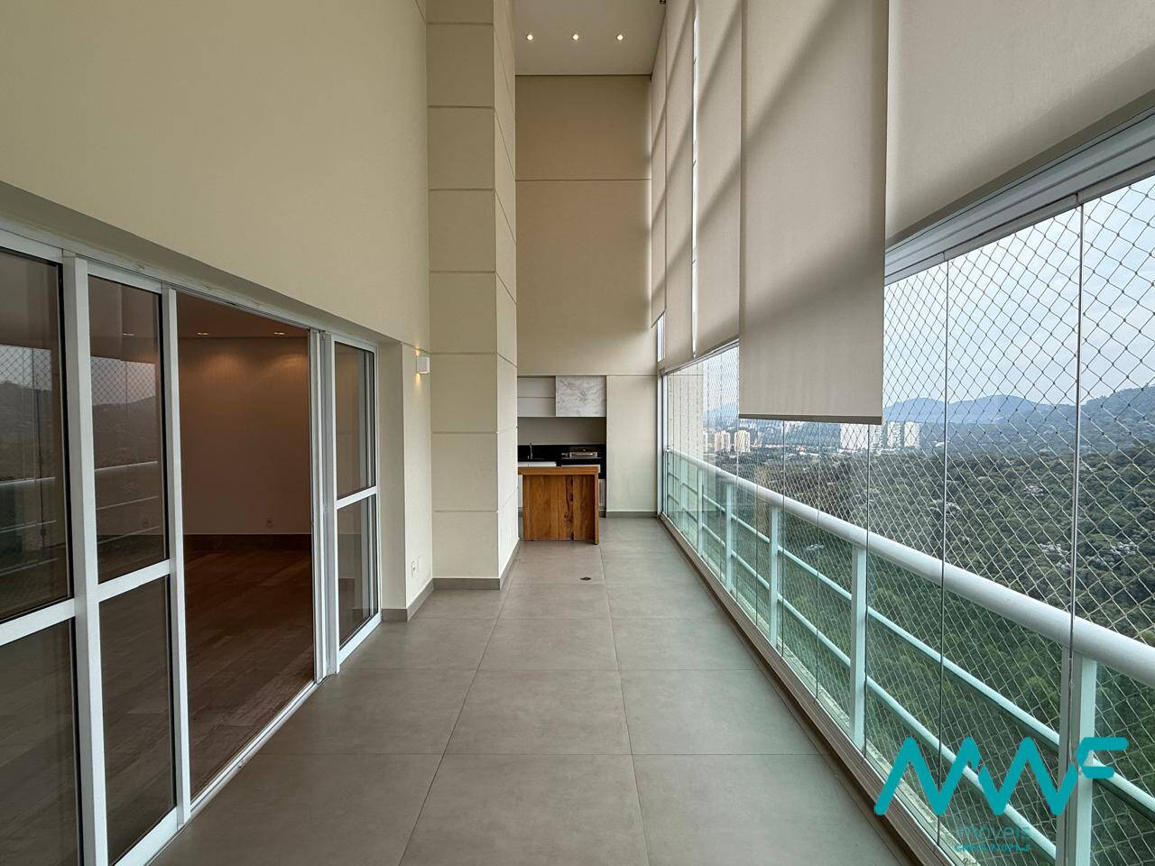 Apartamento, 3 quartos, 202 m² - Foto 1