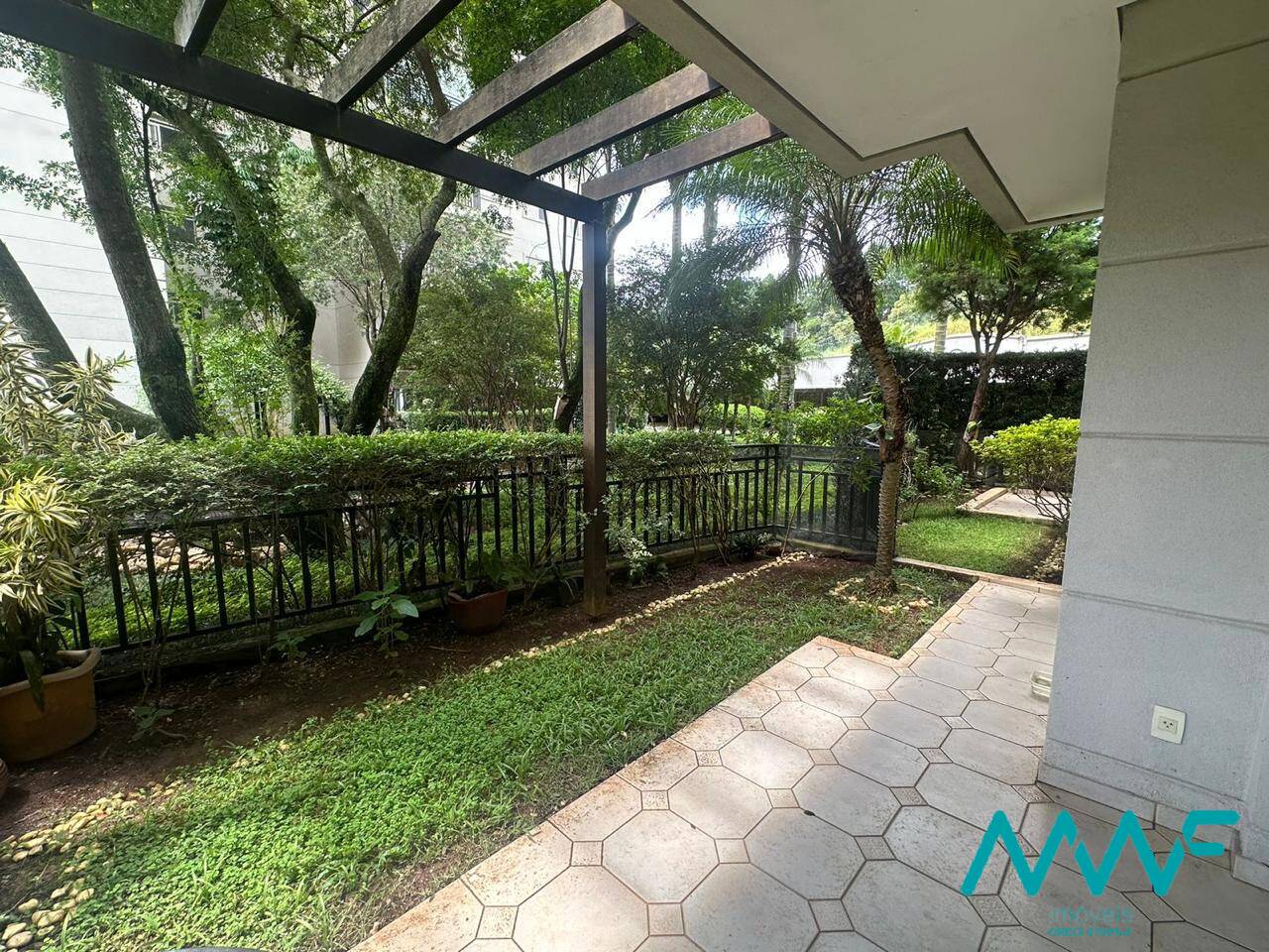 Apartamento, 3 quartos, 168 m² - Foto 1