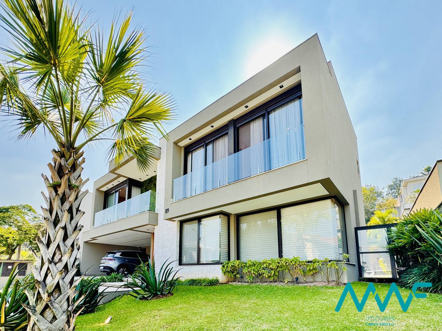 Casa de Condomínio à venda com 4 quartos, 475m² - Foto 2