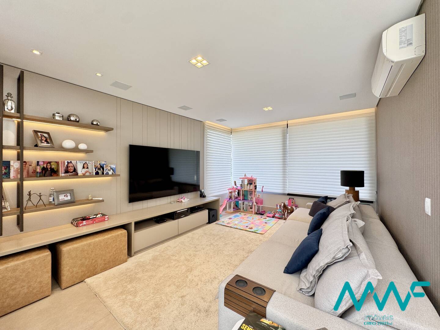 Casa de Condomínio à venda com 4 quartos, 475m² - Foto 13