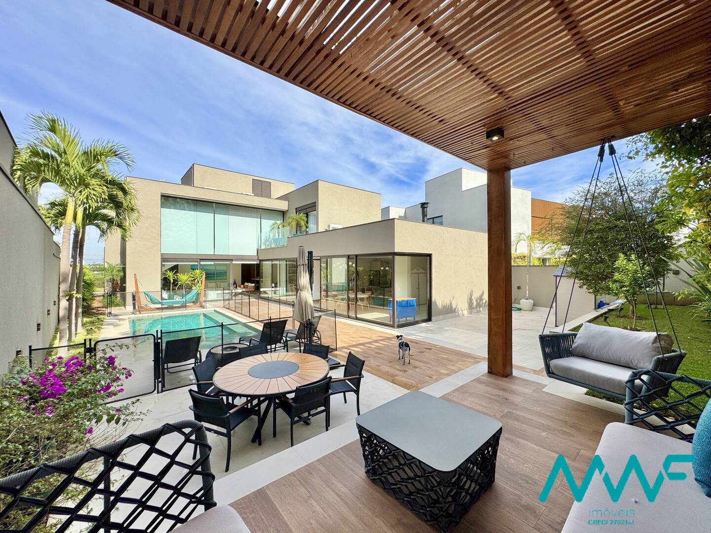 Casa de Condomínio à venda com 4 quartos, 475m² - Foto 21