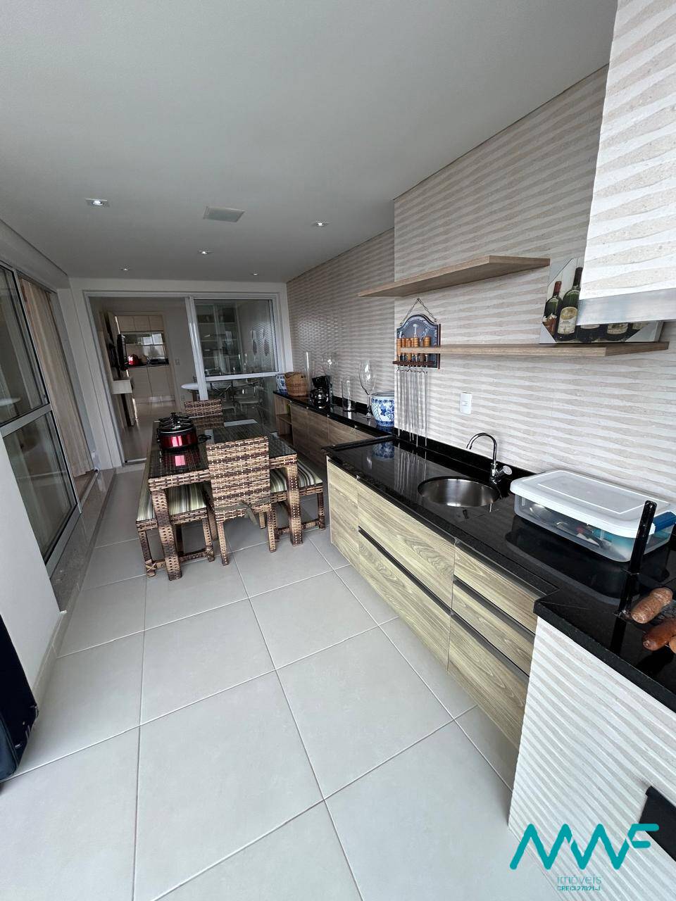 Apartamento, 3 quartos, 243 m² - Foto 2