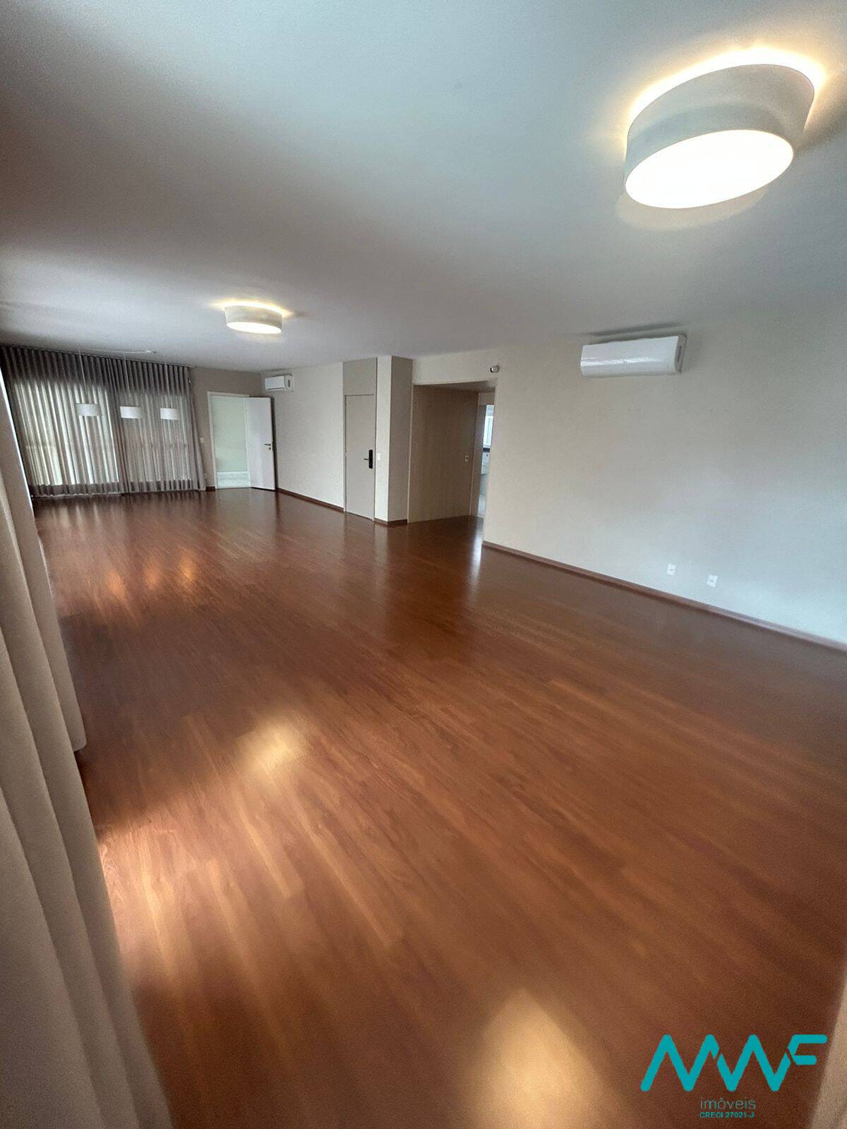 Apartamento, 3 quartos, 243 m² - Foto 5