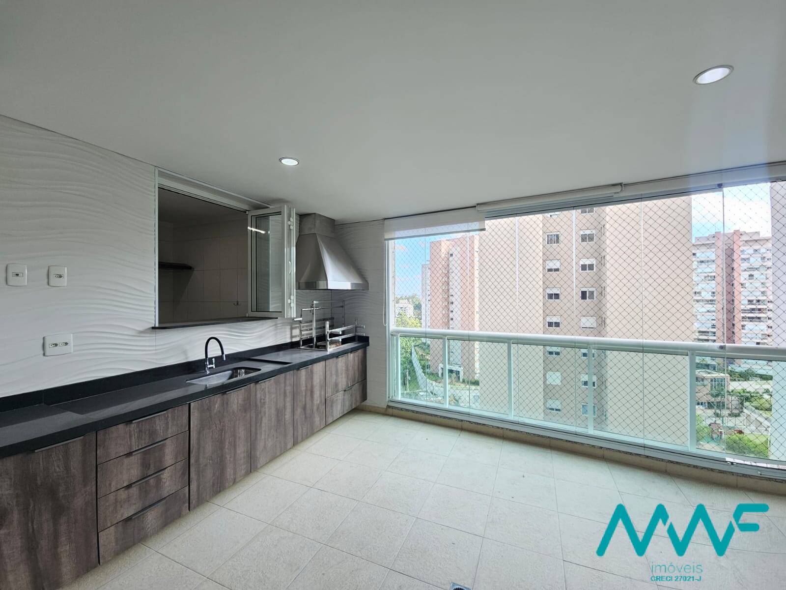 Apartamento, 3 quartos, 156 m² - Foto 1