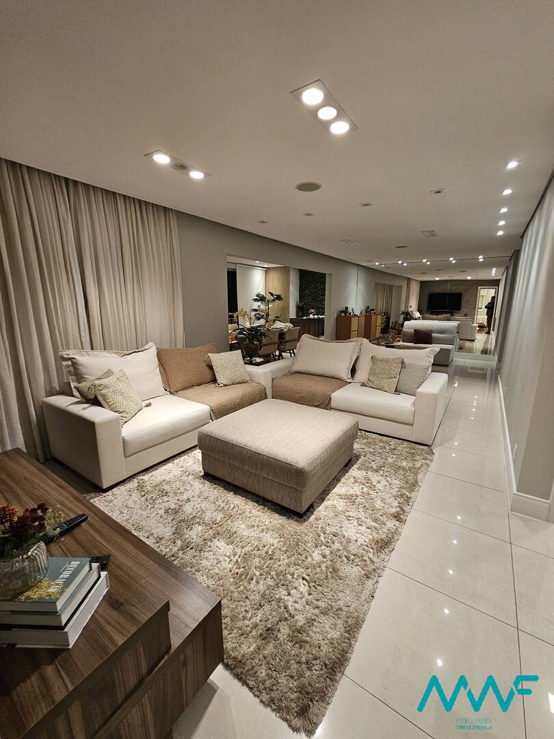 Apartamento, 3 quartos, 132 m² - Foto 1