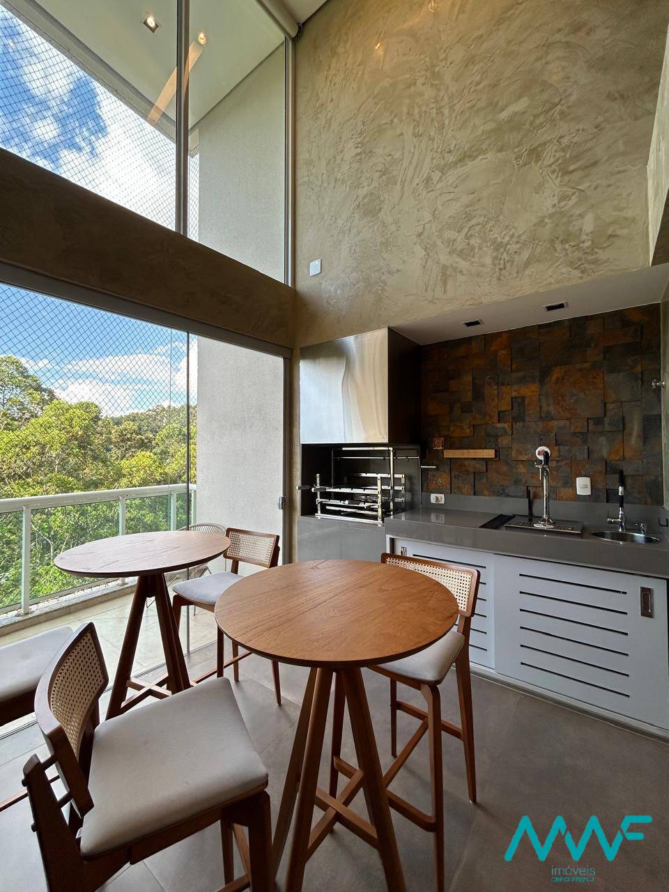 Apartamento, 3 quartos, 192 m² - Foto 1