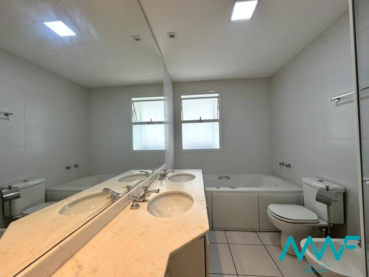 Apartamento, 3 quartos, 245 m² - Foto 10