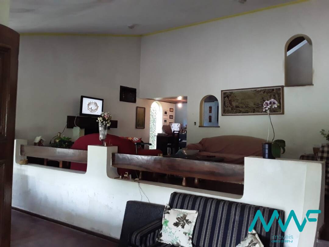 Casa de Condomínio à venda com 3 quartos, 600m² - Foto 4