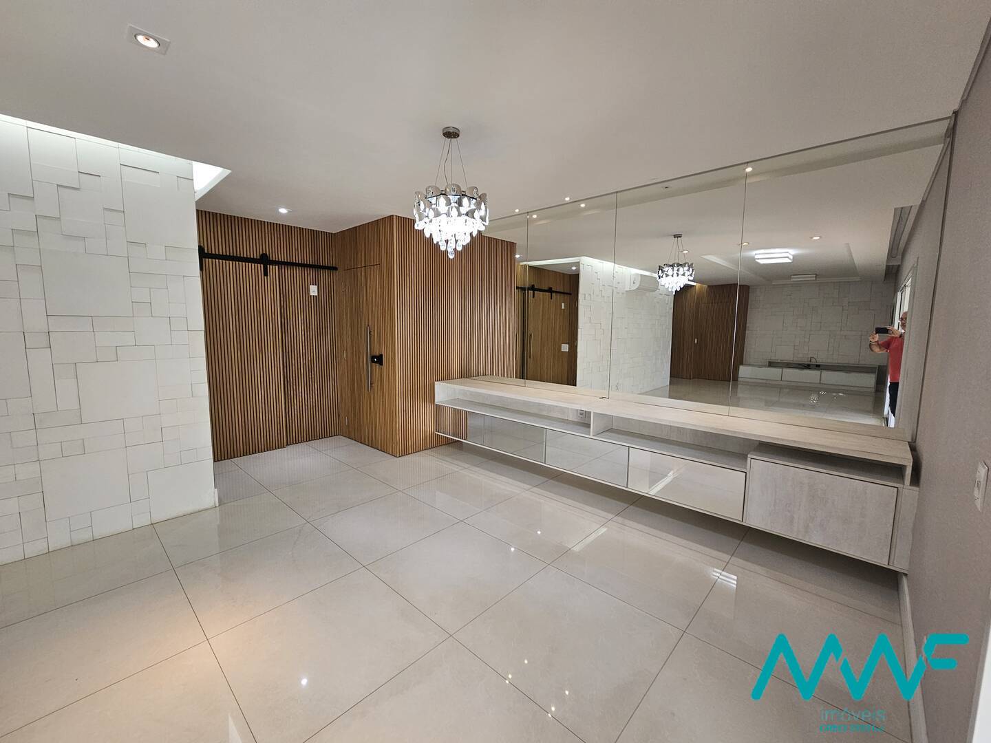 Apartamento, 3 quartos, 158 m² - Foto 1